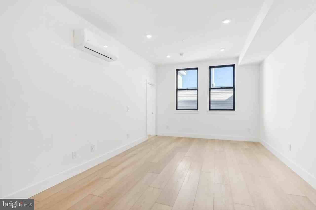 2406 Frankford Ave #6 - Photo 5 of 23