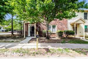 featured image of 1717 W Taylor Ave