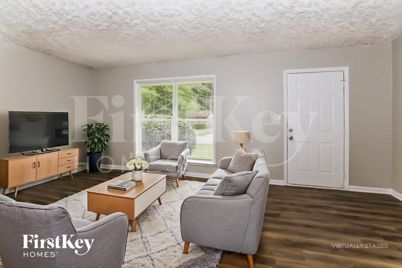 1334 Labelle St - Photo 3 of 19