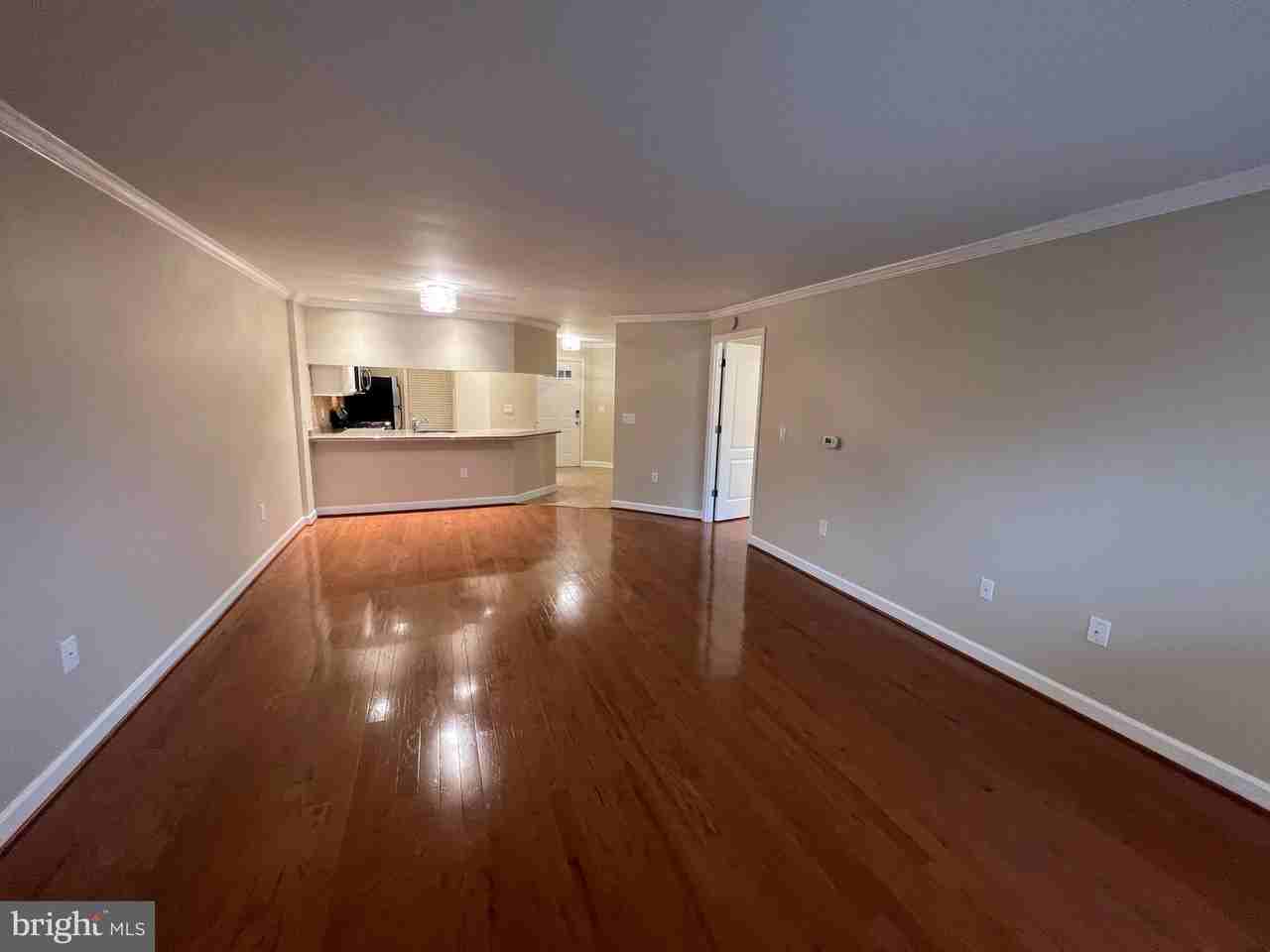 6924 Fairfax Dr #132 - Photo 6 of 17