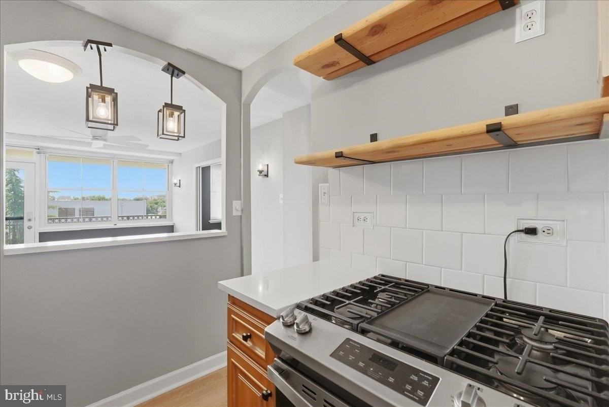 2030 N Adams St #1209 - Photo 5 of 23