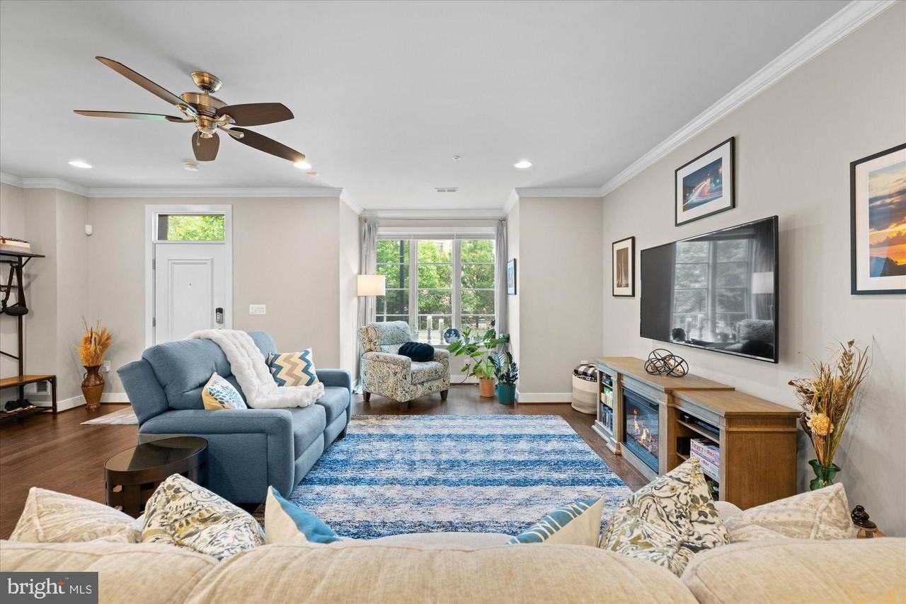 1316 Main Line Blvd - Photo 7 of 50