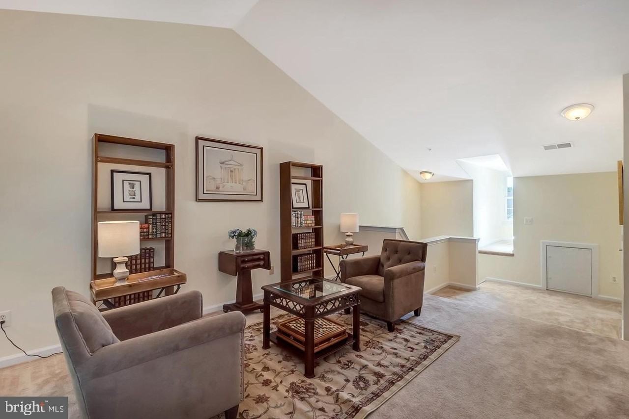 337 Helmuth Ln - Photo 7 of 20