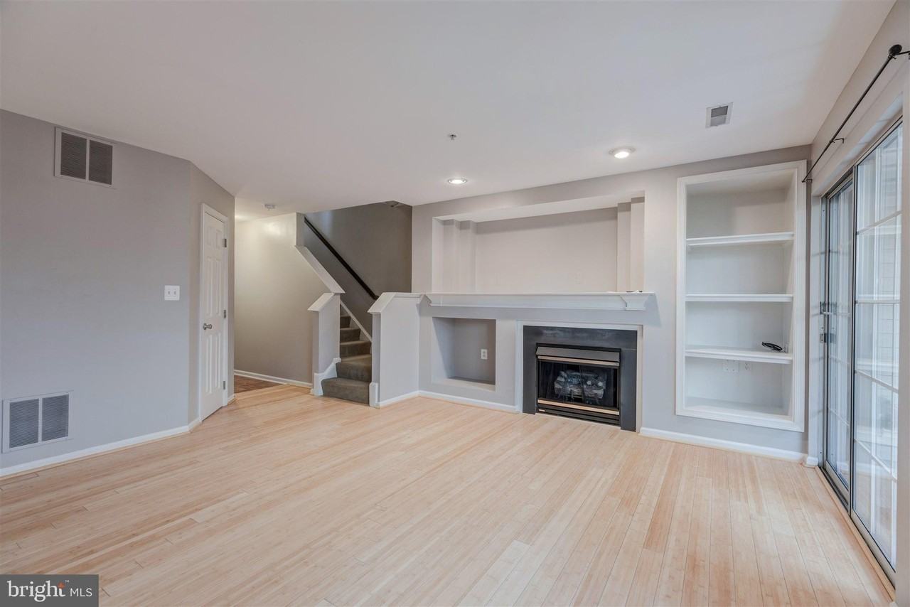 5140 Donovan Dr - Photo 4 of 39