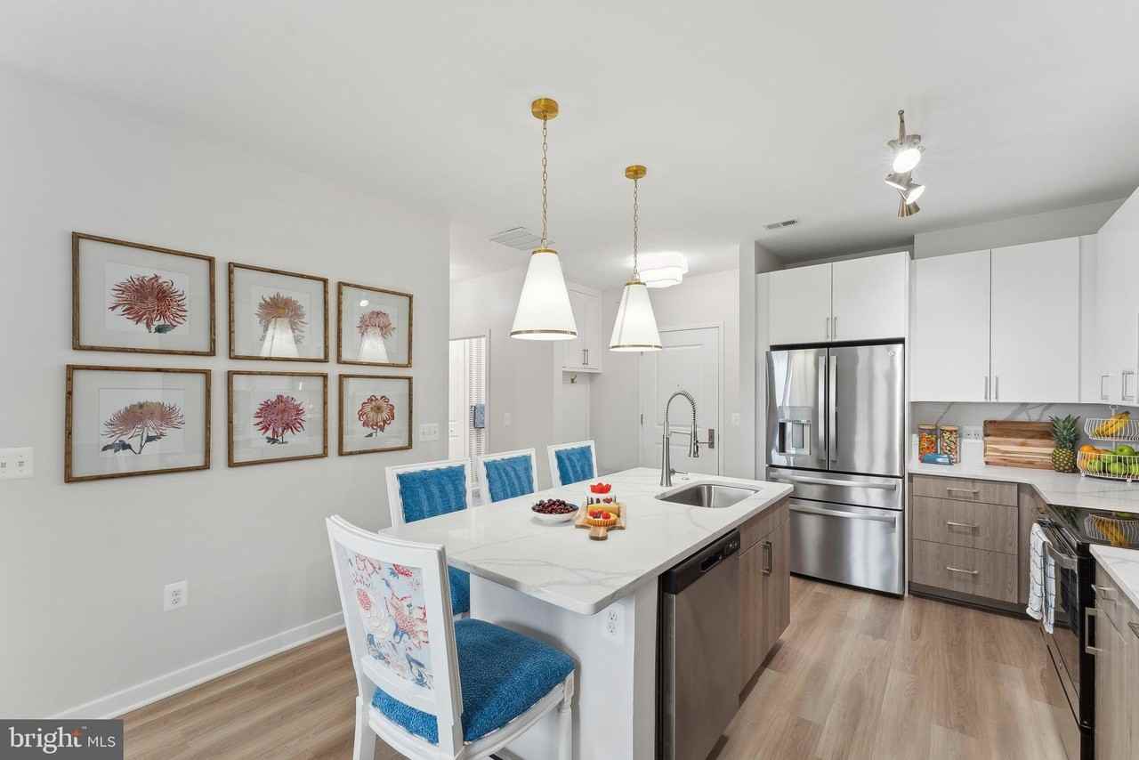 10755 Fairgrounds Dr #433 - Photo 4 of 30