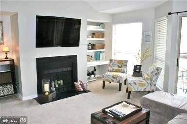 12165 Penderview Ter #1035 - Photo 4 of 26