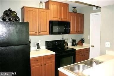 12165 Penderview Ter #1035 - Photo 6 of 26