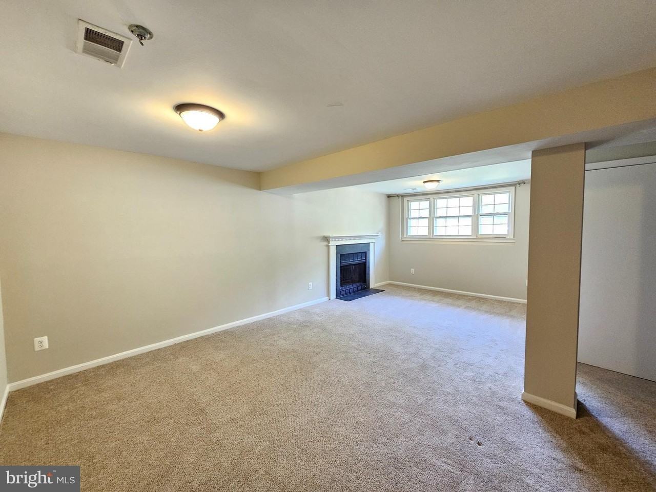 8505 Cherry Heights Ct - Photo 3 of 11