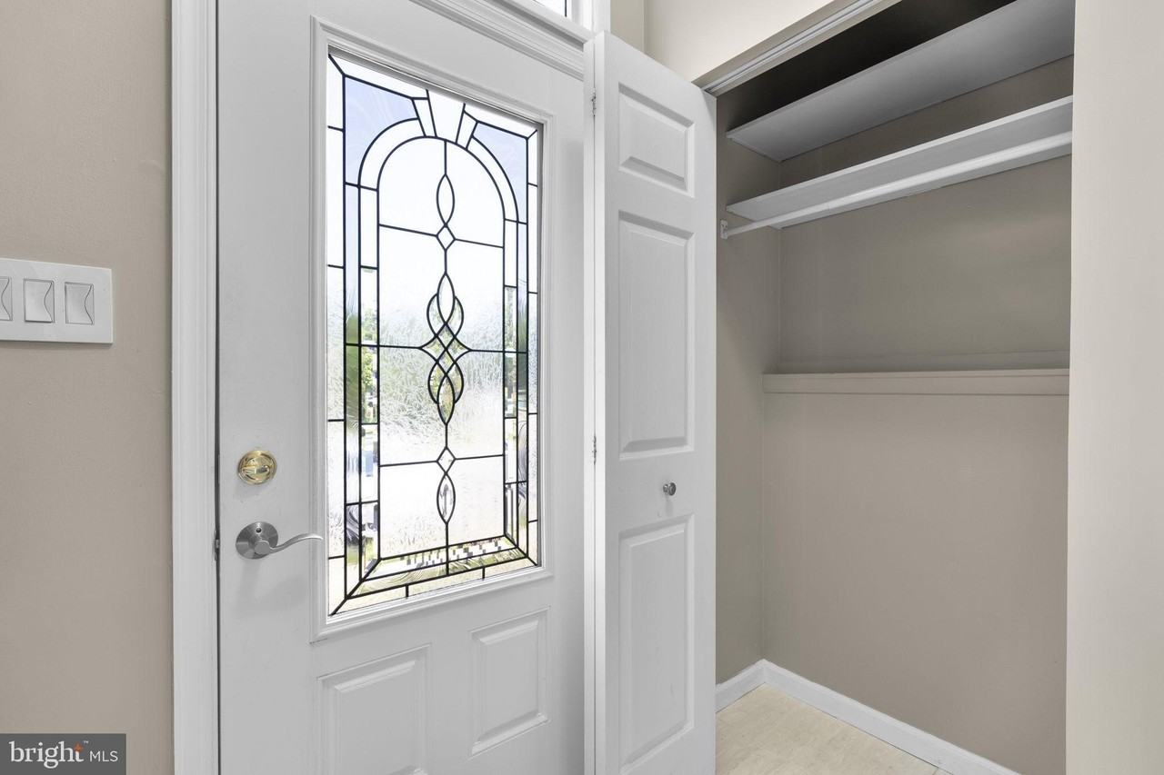 13250 Custom House Ct - Photo 3 of 31