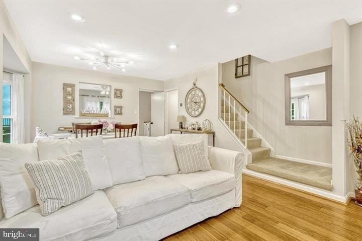 13524 Covey Ln - Photo 4 of 26
