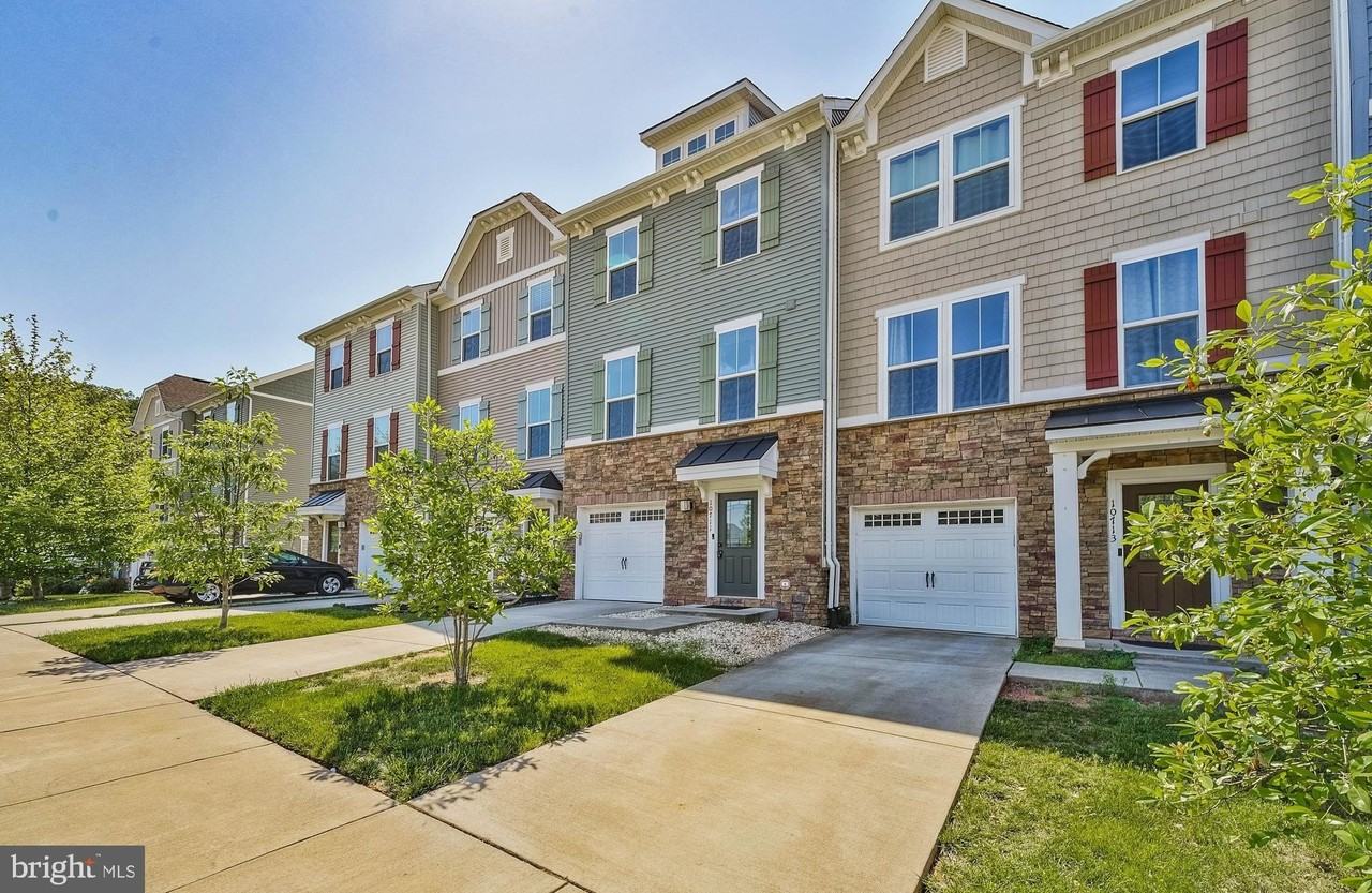10711 Hinton Way - Photo 2 of 47