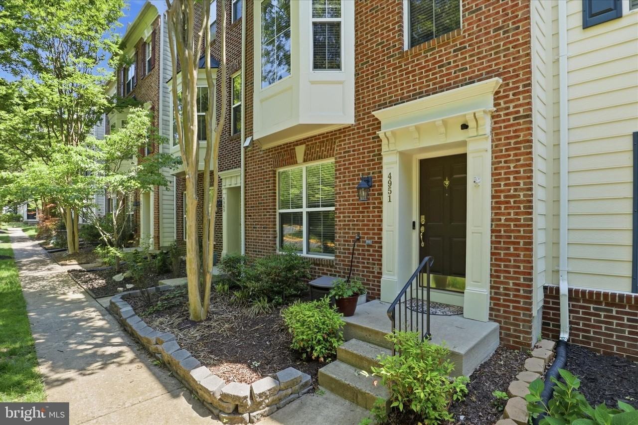4951 Chaste Tree Pl - Photo 5 of 41