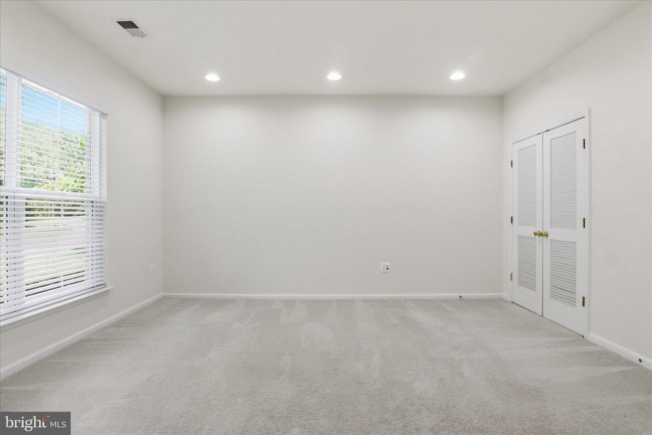 4951 Chaste Tree Pl - Photo 7 of 41