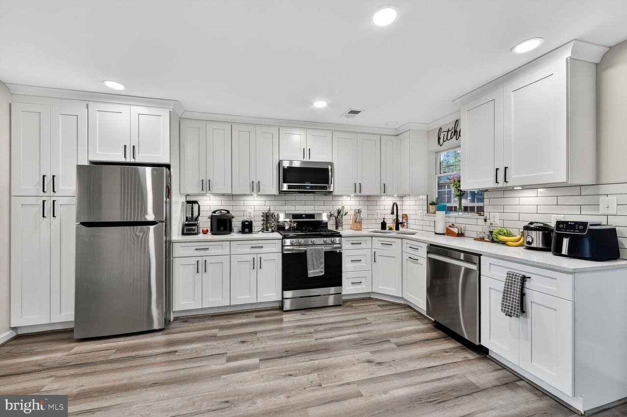 13486 Grouserun Ln - Photo 7 of 20