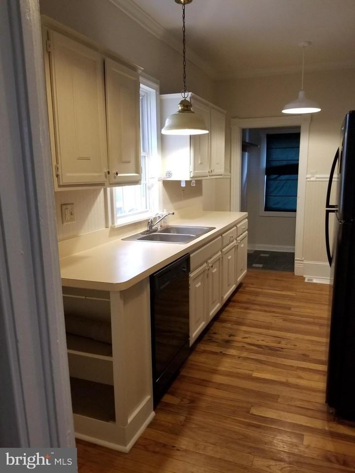 653 Faulkner Ave - Photo 6 of 23
