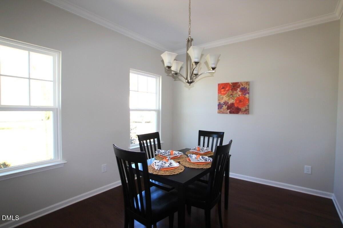 395 Shakespeare Dr - Photo 3 of 20