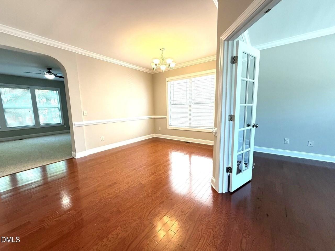 1548 Lily Creek Dr - Photo 3 of 42