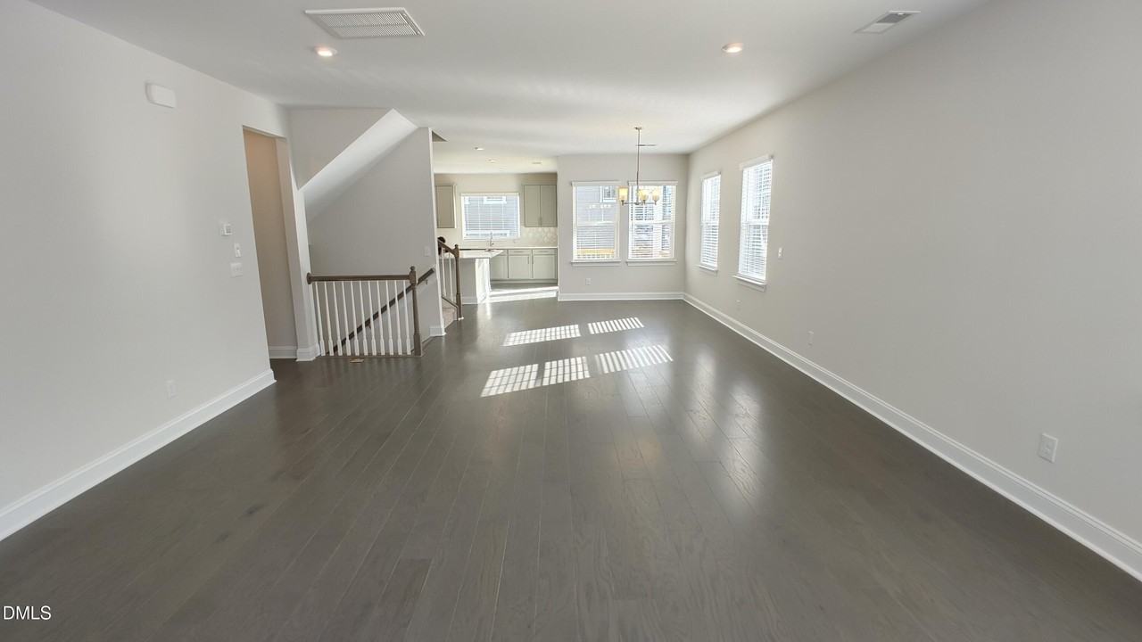 831 Amley Pl - Photo 4 of 27