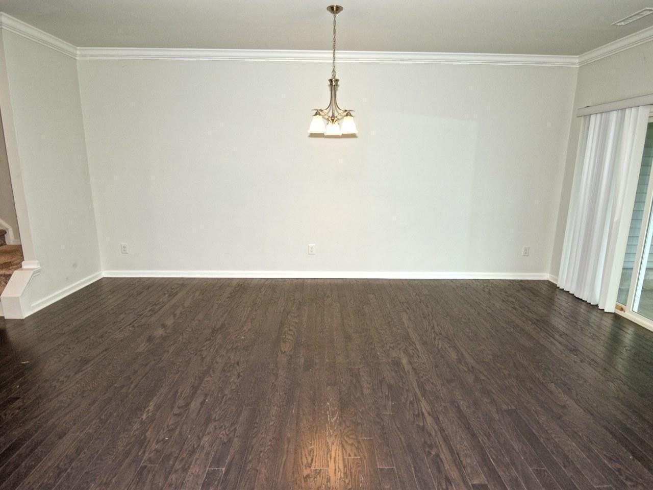 1425 Southpoint Trl - Photo 7 of 29