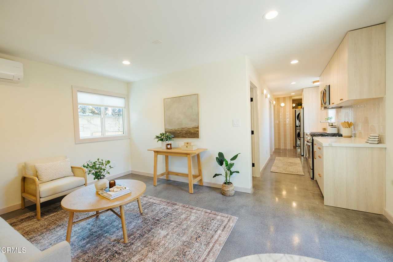 152 Arcade Dr - Photo 2 of 25
