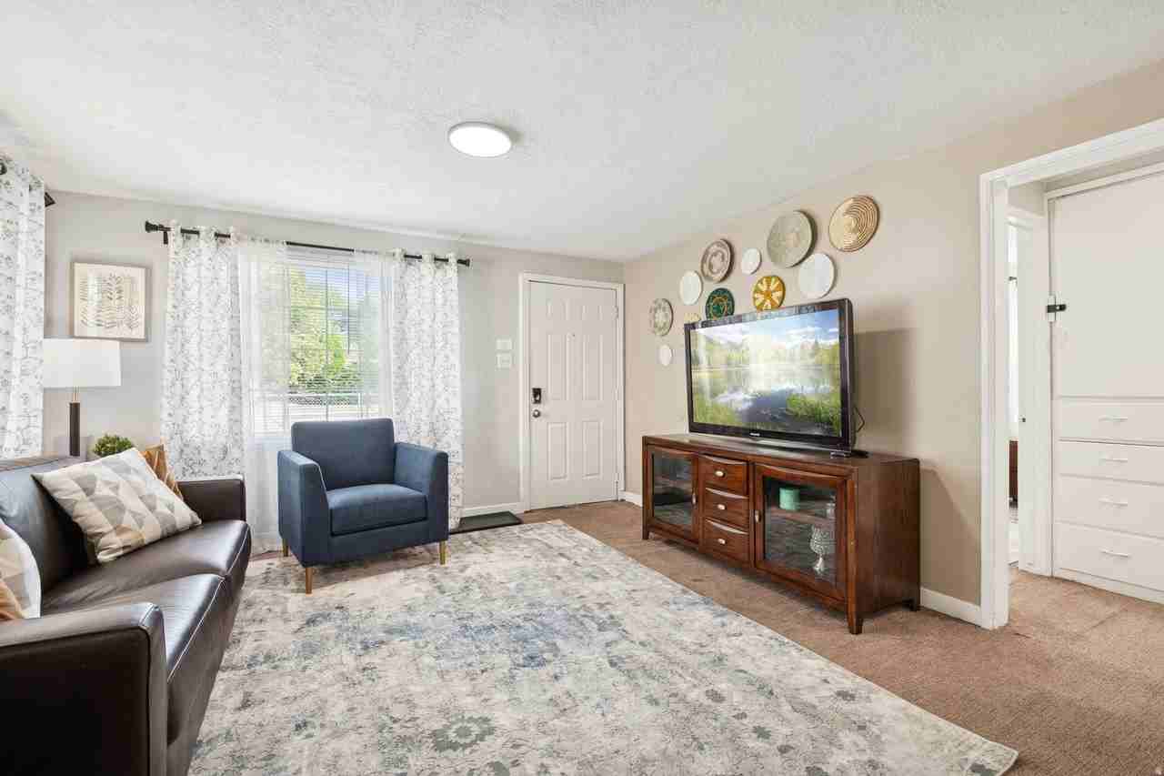 839 W 1300 S #A - Photo 2 of 14