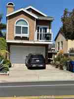 featured image of 2044 Prospect Ave