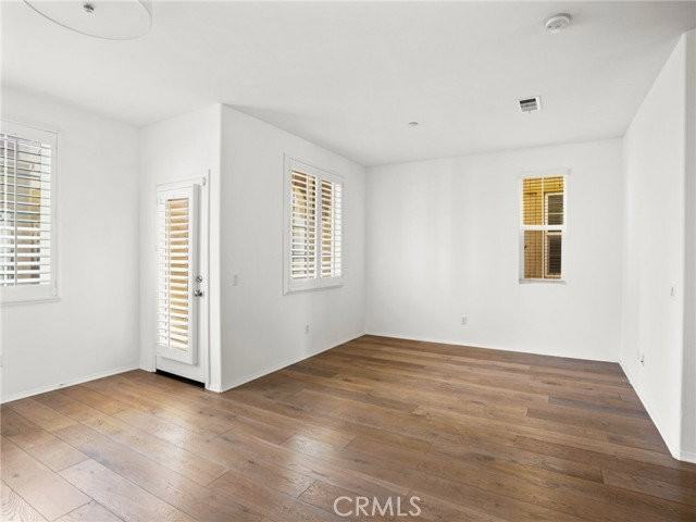 1309 Songbird Way - Photo 2 of 5
