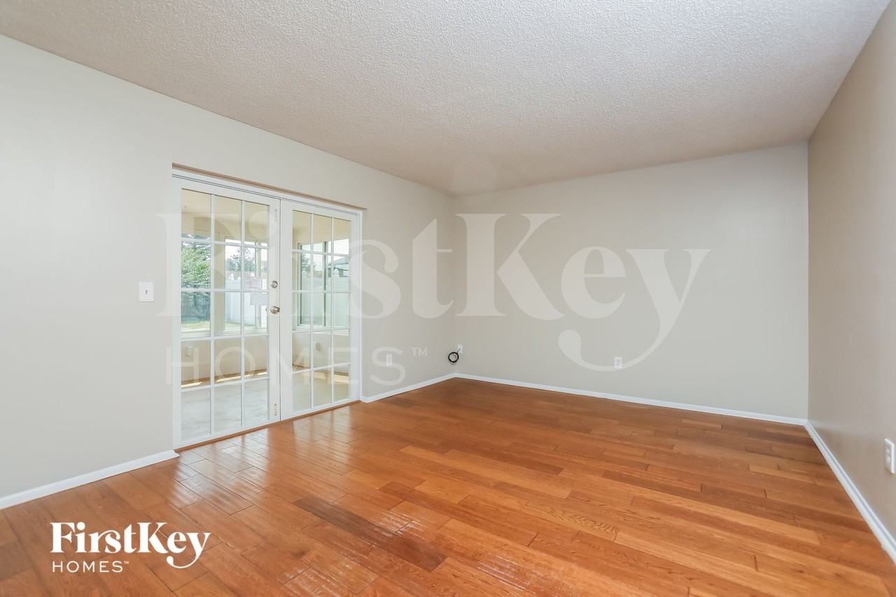 3651 Oak Vista Ln - Photo 3 of 15