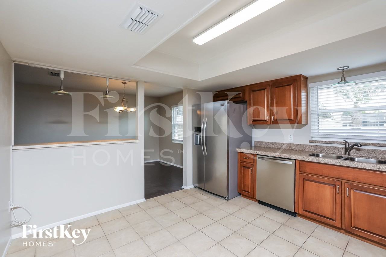 3651 Oak Vista Ln - Photo 7 of 15