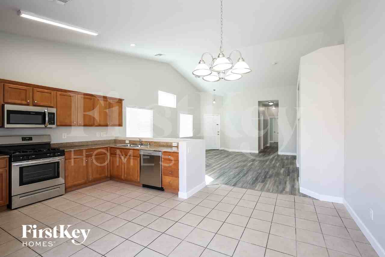 6138 Sydney Bay Ct - Photo 6 of 15