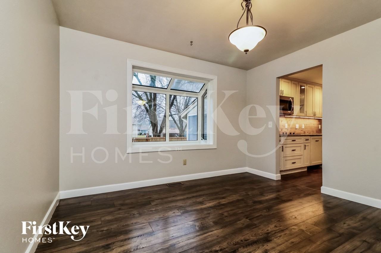 16 Kingston Ct - Photo 5 of 14