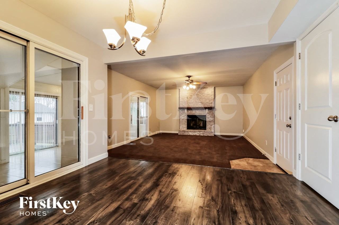 16 Kingston Ct - Photo 7 of 14