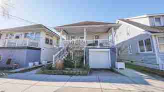 110 N Princeton Ave - Photo 1 of 1