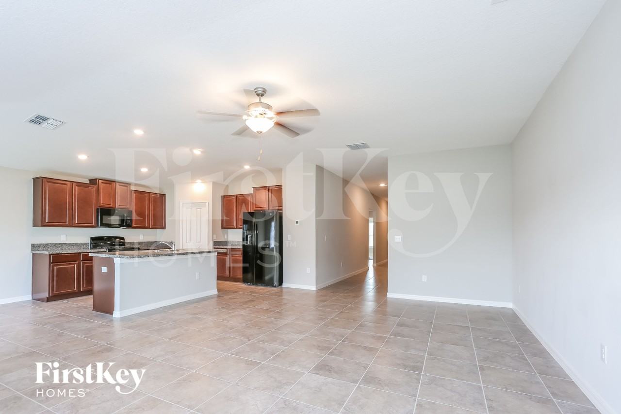 5001 White Chicory Dr - Photo 3 of 16