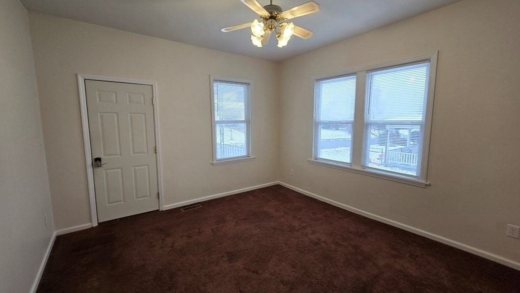 228 Summerlee Ave Apt 1 - Photo 2 of 10