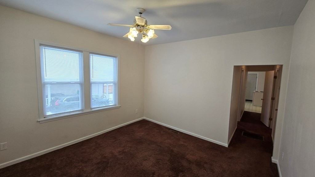 228 Summerlee Ave Apt 1 - Photo 3 of 10