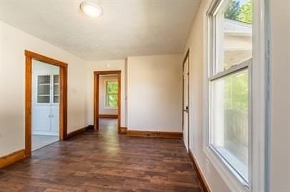 610 1/2 Russell St - Photo 4 of 22