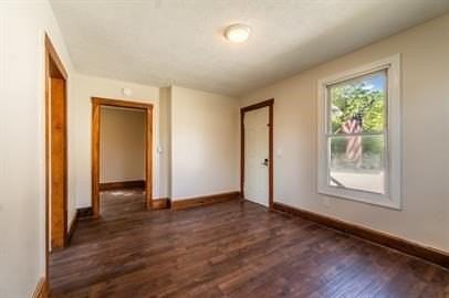 610 1/2 Russell St - Photo 6 of 22