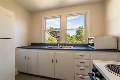 610 1/2 Russell St - Photo 7 of 22