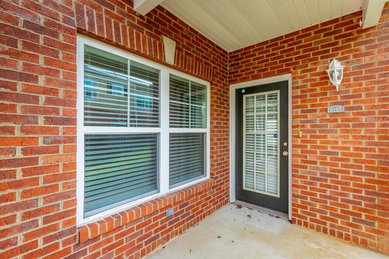 6105 Regency Ct - Photo 3 of 37