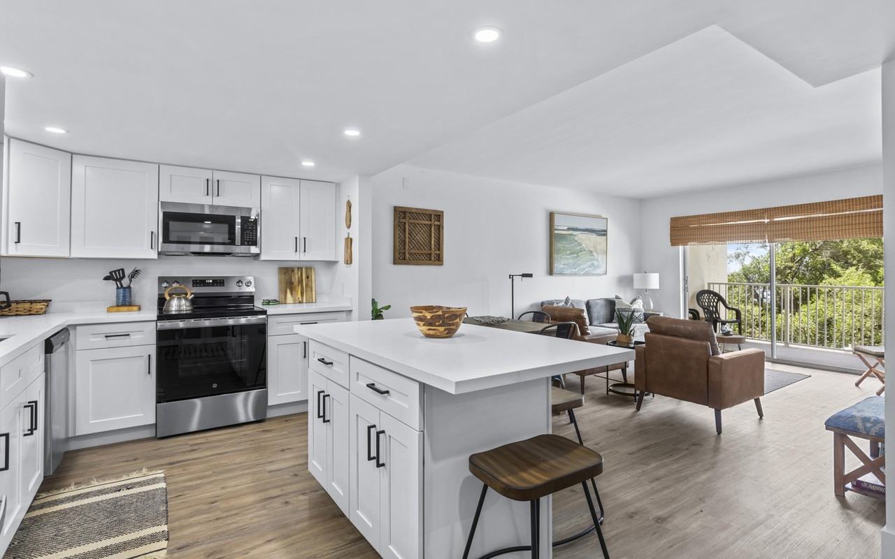 200 Wrenn St #206 - Photo 2 of 40