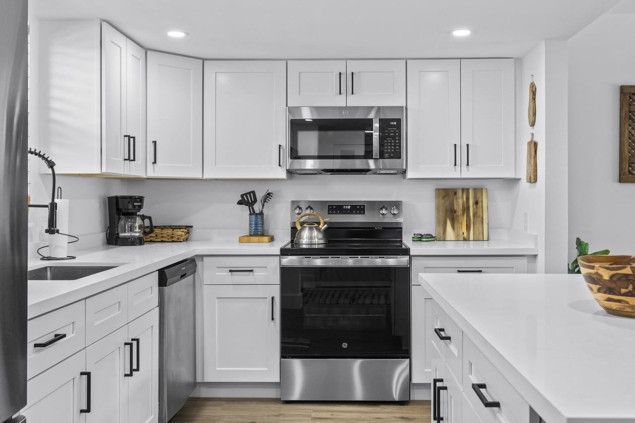 200 Wrenn St #206 - Photo 3 of 40