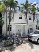 featured image of 2 Nassau Ln #2
