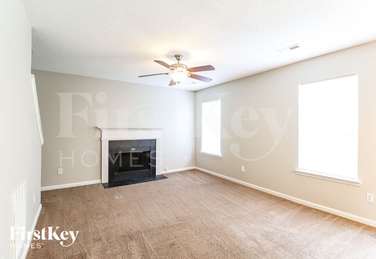 906 Grassy Patch Ln - Photo 3 of 19