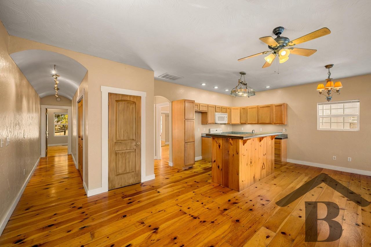1522 S Tuscany Ct - Photo 6 of 38