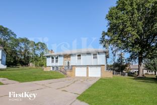804 Ne 74th St - Photo 1 of 1
