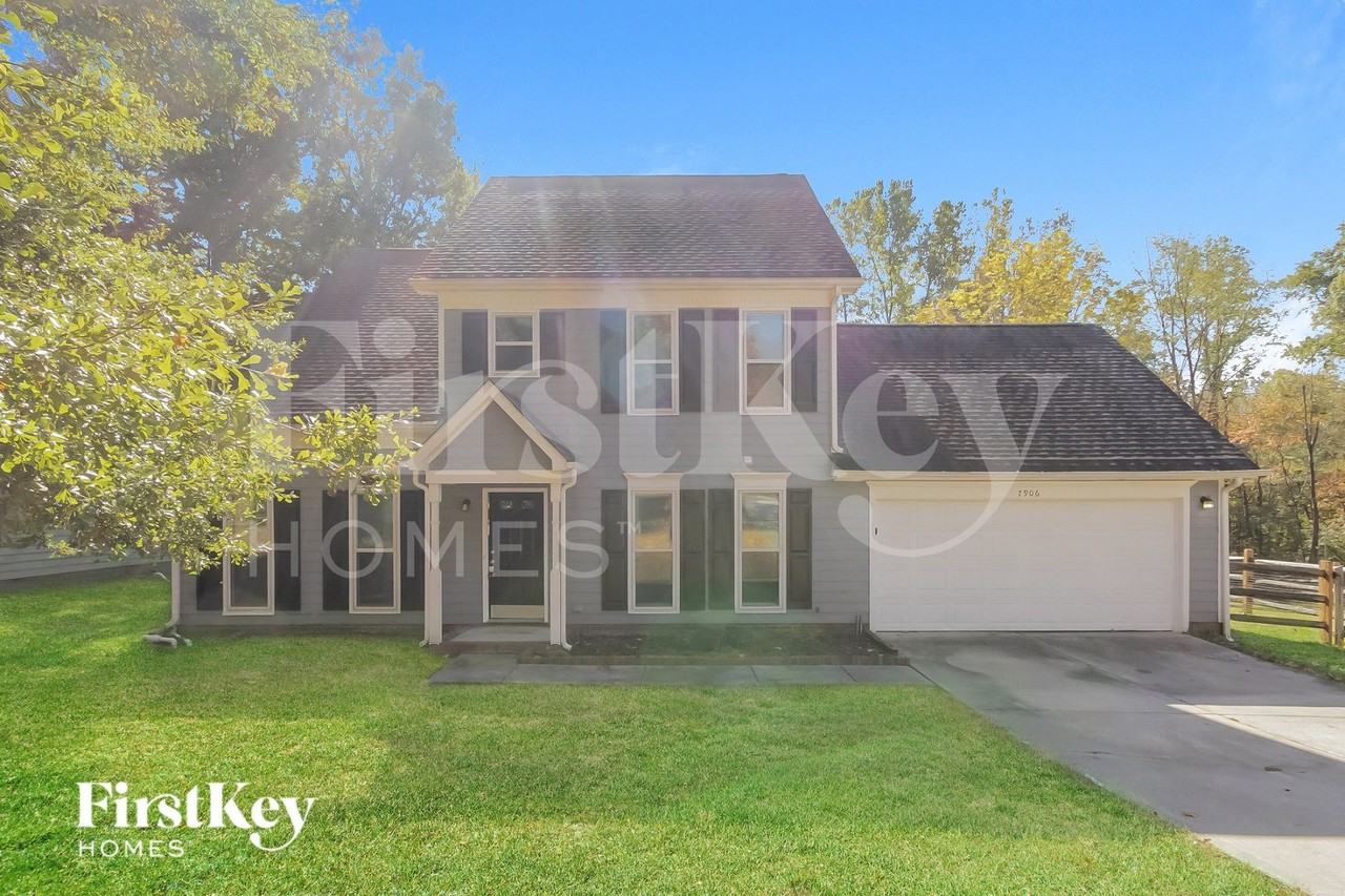 7906 Trotter Rd - Photo 2 of 15