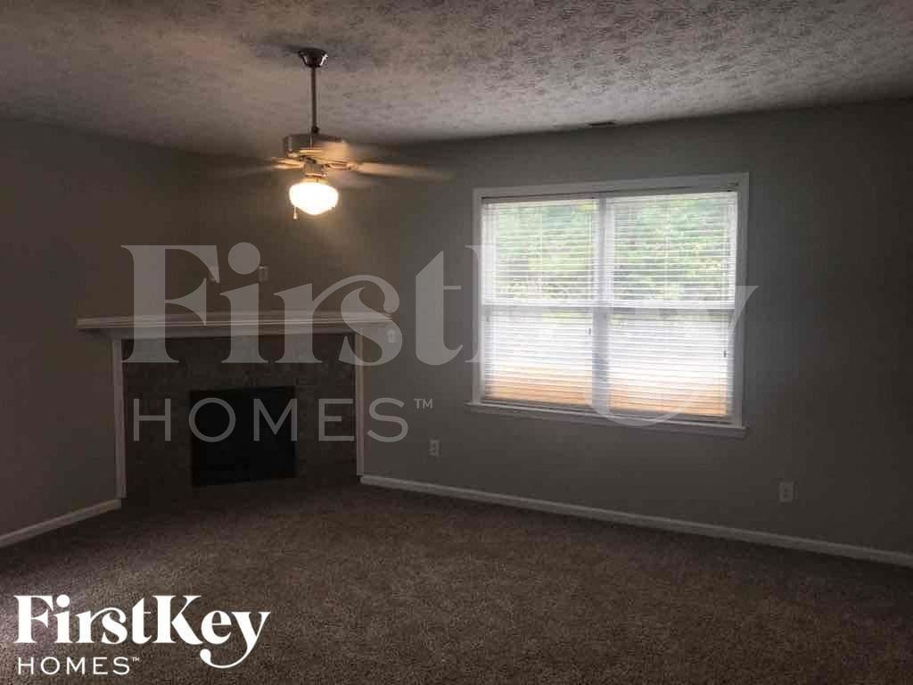 7368 Taloga Ln - Photo 3 of 19
