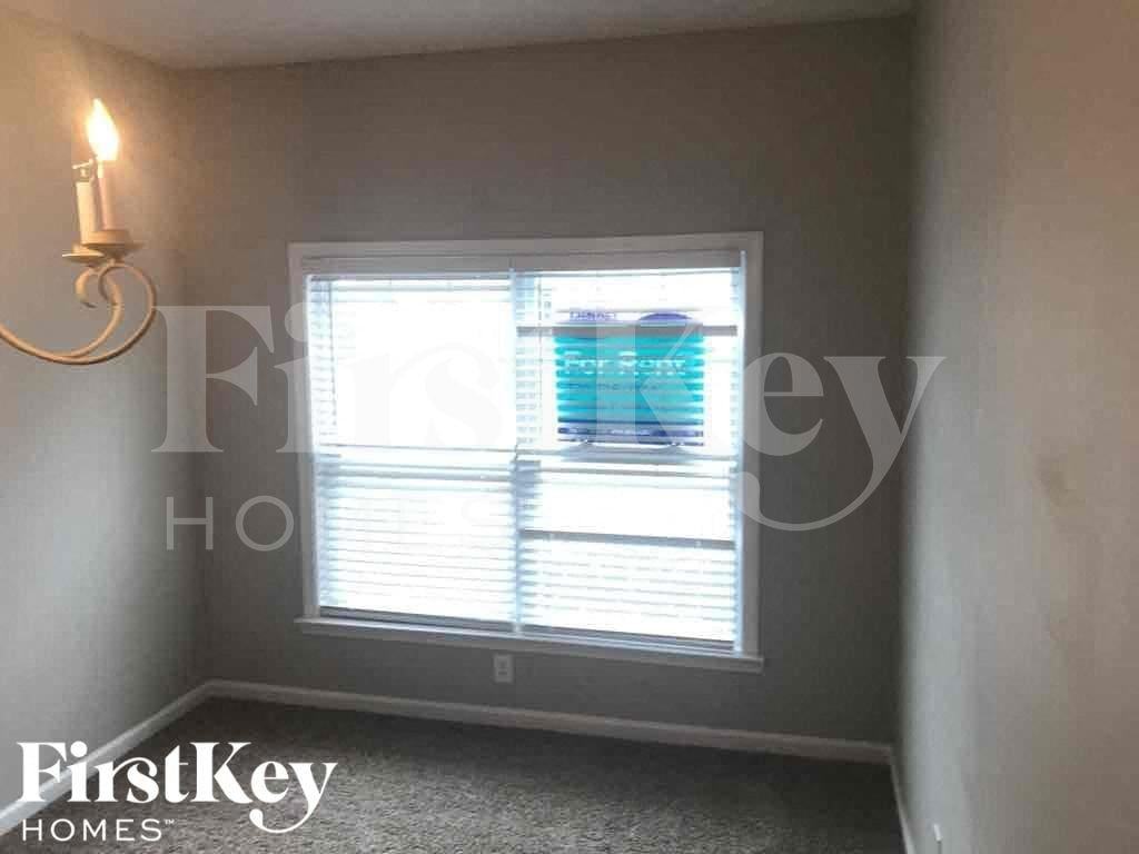 7368 Taloga Ln - Photo 4 of 19