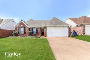 7056 Ireland Dr - Photo 1 of 1
